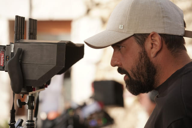 アルテュス監督