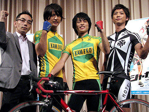 日本初のロードレース映画で、D-BOYS筋肉隆々！「シャカリキ！」完成