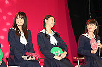 （左から）福田沙紀、武井咲、大島優子