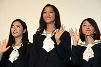 （左から）寺島咲、杏、はねゆり