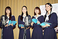 （左から）福田沙紀、寺島咲、はねゆり、武井咲