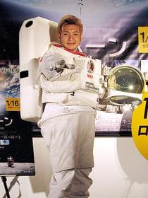 元ウルトラマンだけにスケールでかっ!「ザ・ムーン」