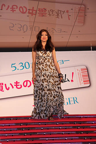山田優「買い物で失敗はない」。映画イベントでファッションショー開催 - 画像1
