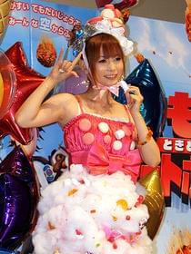今度はモツ鍋コスプレで!「くもりときどきミートボール」