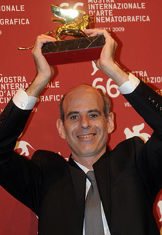 金獅子賞はイスラエル映画「レバノン」、塚本＆ムーアは無冠。ベネチア映画祭閉幕