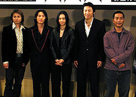 （左より）DAITA、チャン・ヒョク、シン・ミナ キム・スロ、キム・テギュン監督