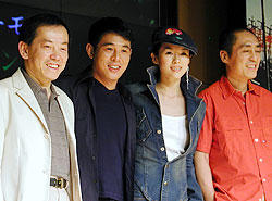 （左より）ビル・コン、ジェット・リー チャン・ツィイー、チャン・イーモウ