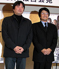 （左より）本広克行監督、亀山千広プロデューサー