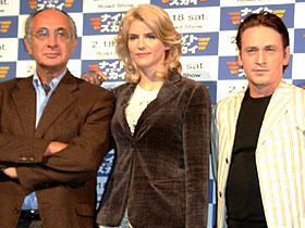 （左より）ジェラール・ピレス監督、アリス・タグリオーニ、 ブノワ・マジメル