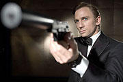 「007／カジノ・ロワイヤル」新ボンドは意外と好評