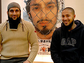 （左から）シャフィク・レスル、ローヘル・アフマド