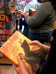 「ハリー・ポッター」最終巻、初日販売部数が最高記録を樹立
