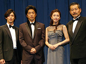 （左から）玉木宏、大沢たかお、竹内結子、藤竜也