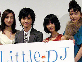神木くんは12月8日、DJに！ （左から）広末涼子、神木隆之介、福田麻由子、村川絵梨