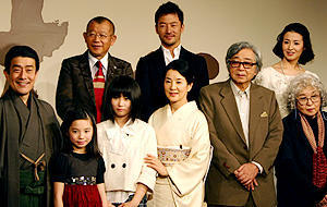 山田洋次監督の80作目は温かく悲しい反戦映画。「母べえ」完成会見