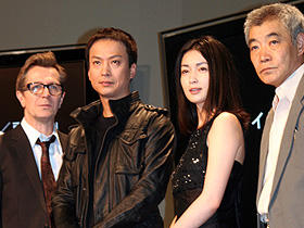 椎名桔平が、長谷川京子が、名優ゲイリー・オールドマンとの共演に感激！