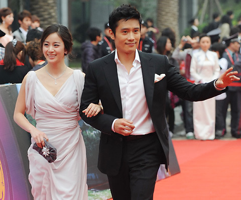 イ・ビョンホン、「アジアで最も影響力のある俳優賞」を受賞！