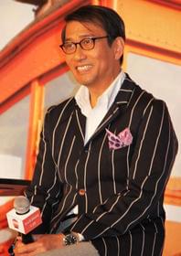 いつもダンディな中井貴一「RAILWAYS 49歳で電車の運転士になった男の物語」