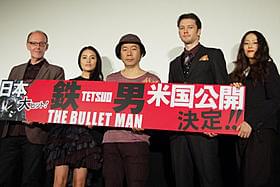 監督はデ・ニーロのモノマネも披露「鉄男 THE BULLET MAN」