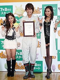 板野はアイドル役で出演