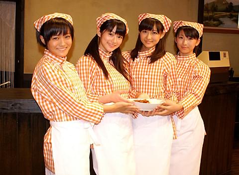 舞台初主演のスマイレージ「カレー食べたくなるよ！」