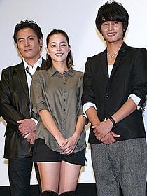 ドラマ放送を経て劇場公開「パーフェクト・ブルー」