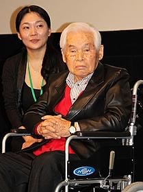 しっかりとした受け答えにファンは大喜び「一枚のハガキ」
