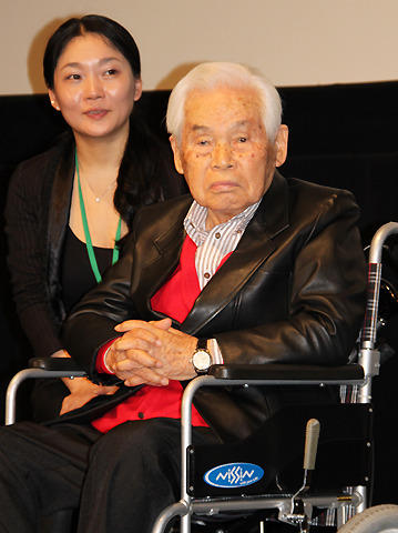 98歳・新藤兼人監督、49作目完成し「私自身に感謝している」