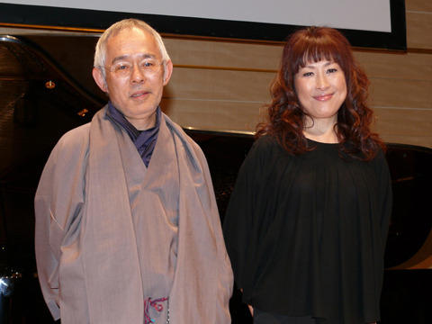 トークショーに出席した鈴木敏夫プロデューサーと矢野顕子