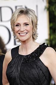 ジェーン・リンチが助演女優賞