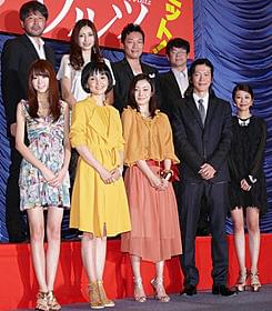 感動の「ジーン・ワルツ」初日挨拶の様子「チーム・バチスタの栄光」