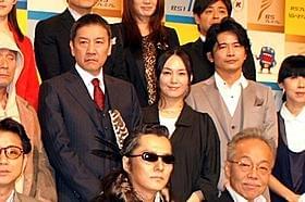 NHKのBS新番組会見に登場した萩原聖人ら