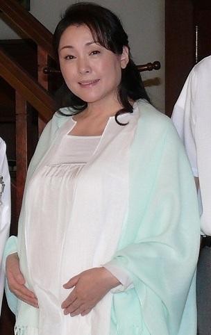 松坂慶子、55歳の妊婦姿を披露