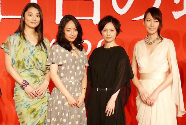 井上真央、裸でぶつかった「八日目の蝉」完成に感無量