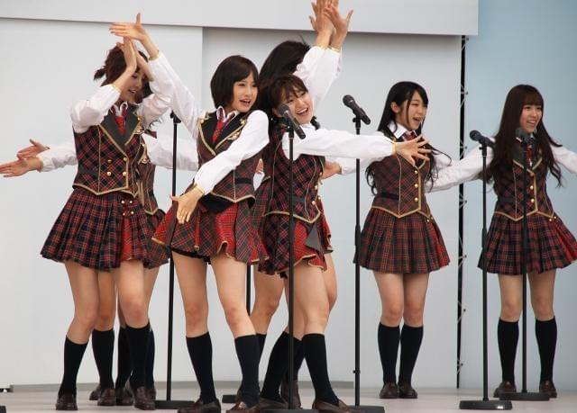 「AKB48」沖縄チャリティライブに1万人以上が結集