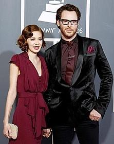 交際半年で婚約「ソーシャル・ネットワーク」