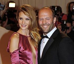 カップルでリブート作出演か?「トランスフォーマー ダークサイド・ムーン」