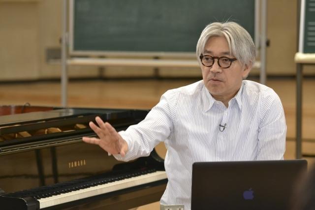 坂本龍一の人気音楽番組「スコラ」シーズン2になって復活 : 映画