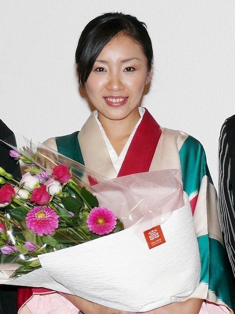 神楽坂恵30歳の誕生日に“女優宣言”