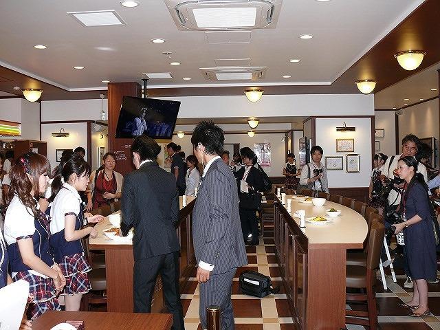 AKB48カフェが“ホーム”秋葉原にオープン - 画像43
