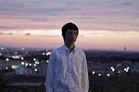 10年ぶりの新作はシュールな不条理劇「生きてるものはいないのか」