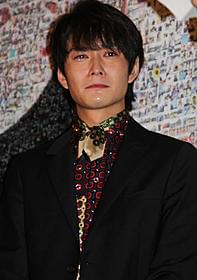 感極まり涙を流す岡田将生「アントキノイノチ」