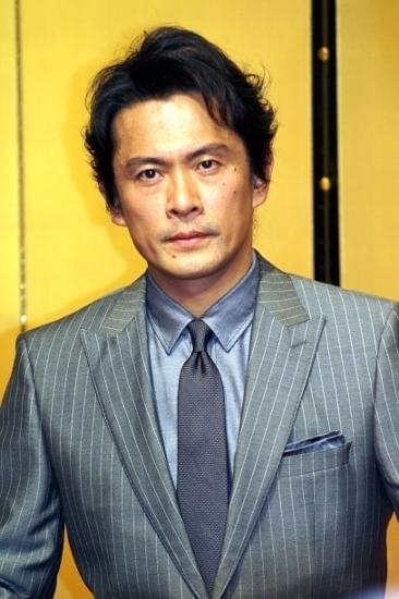 内野聖陽 今年はいろいろあった と苦笑い 映画ニュース 映画 Com