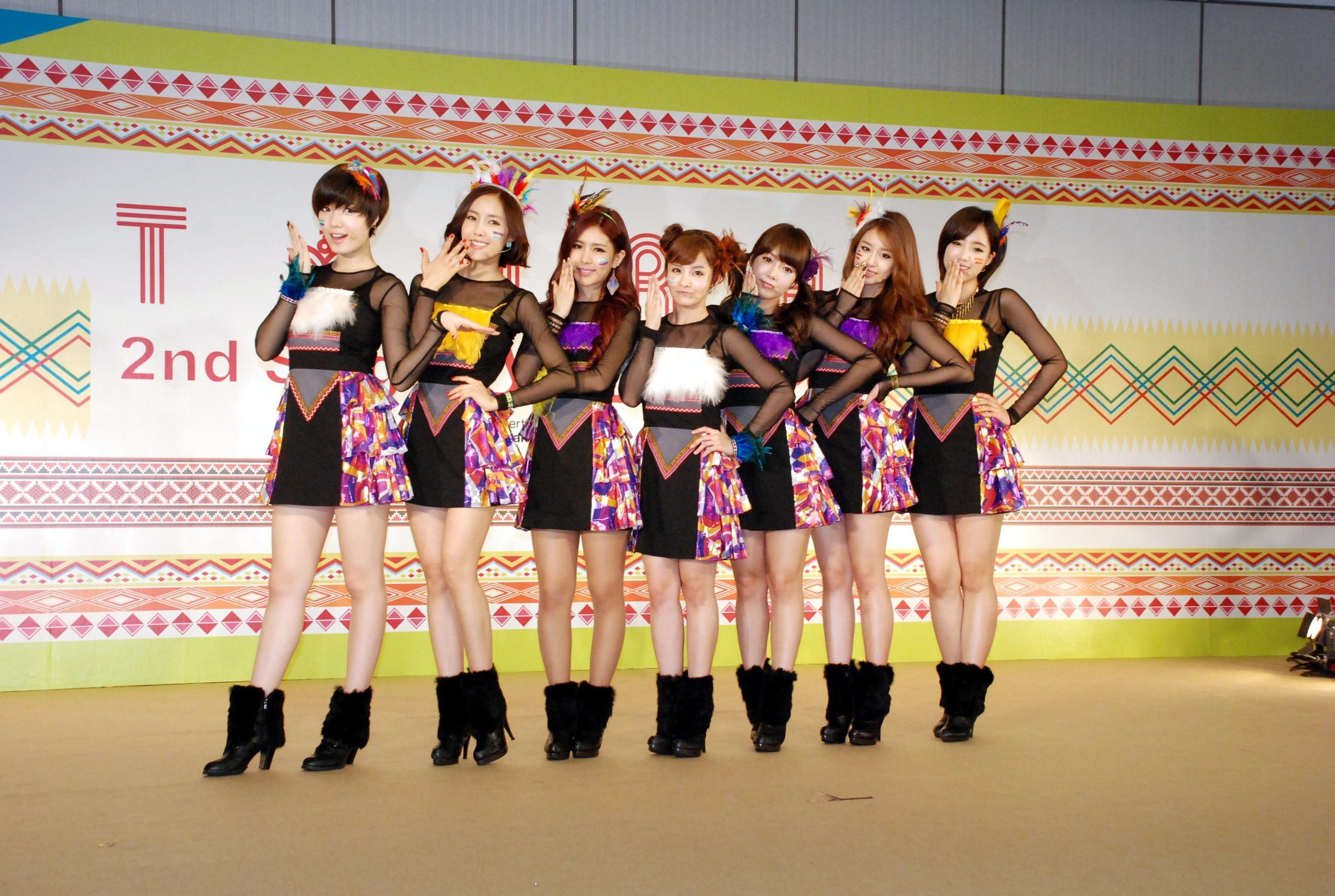 T-ARA、2ndシングルもチャート1位を“お願い”ダンス