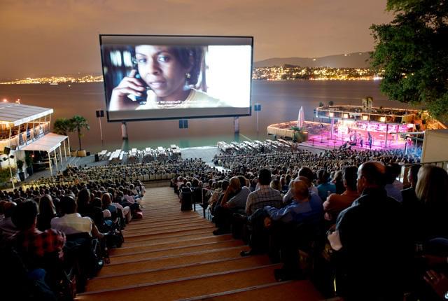 沖縄国際映画祭に世界最大の移動式屋外スクリーンがやってくる！