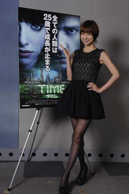 篠田麻里子が作品の魅力を解説「TIME」TVスポットが公開