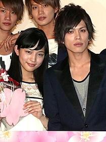 ホワイトデー特別上映に参加した川口春奈、山本裕典「桜蘭高校ホスト部」