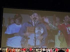 地元ミュージシャンが駆けつけ、大盛り上がりのライブ
