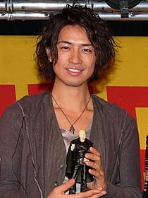 頭が切れる野心家・我妻涼を演じた斎藤工
