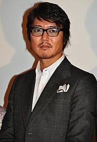 「トテチータ・チキチータ」の舞台挨拶 に立った豊原功補「トテチータ・チキチータ」